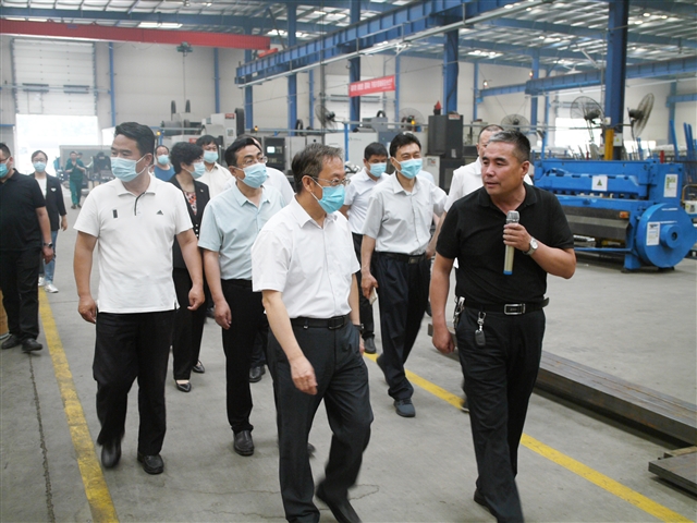 市政協(xié)領(lǐng)導(dǎo)參觀調(diào)研 (5)_Jc.jpg 市政協(xié)領(lǐng)導(dǎo)參觀調(diào)研 (5)_Jc.jpg